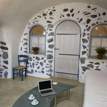 Hotel Aura Caves